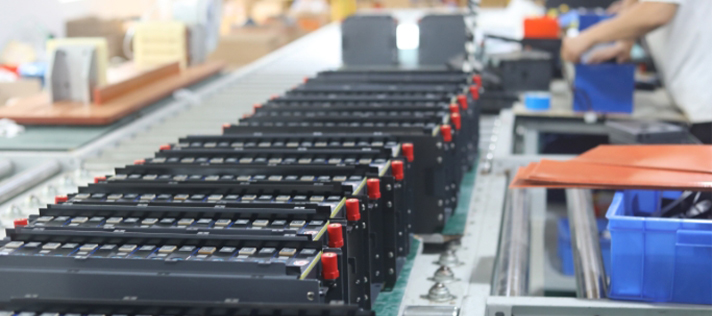 Choosing Forklift Batteries: Lead-Acid Batteries vs Lithium Iron Phosphate Batteries